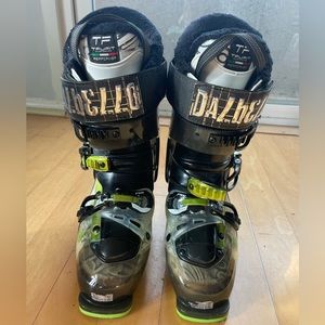 Dabello Boss AXION Mens Ski Boots Adjustable Flex TruFit Performer Size 8.5/41